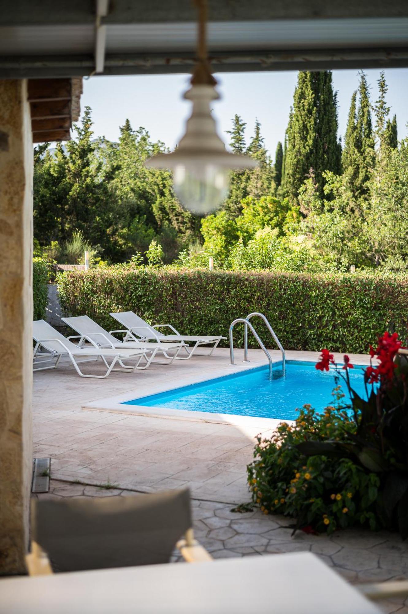 Villa Nefeli With Private Pool By Konnect Дассия Экстерьер фото